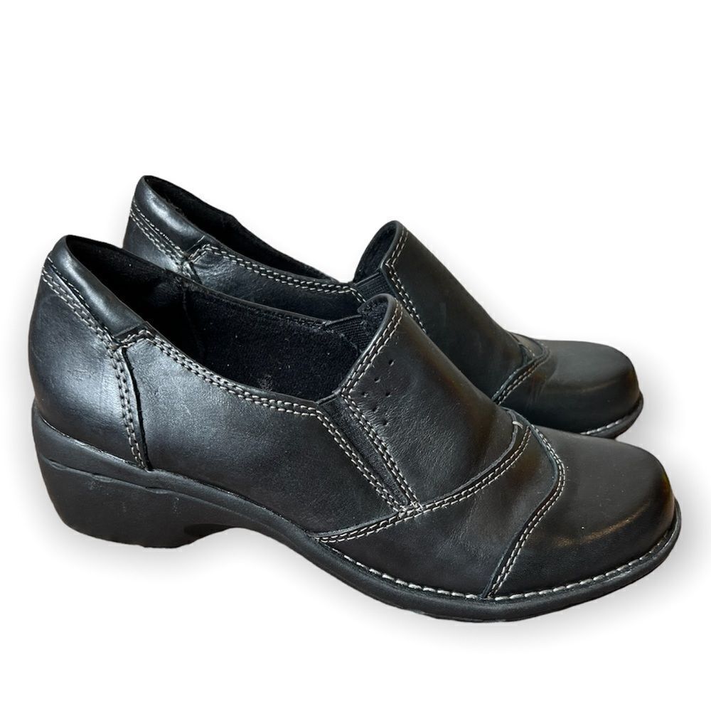 Earth Origins Black Leather “Victoria” Loafer